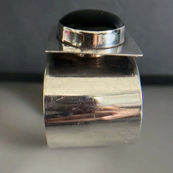 Mary Kay Sterling Silver Vintage Modernist Onyx Cuff Bracelet - Picture 3 of 17